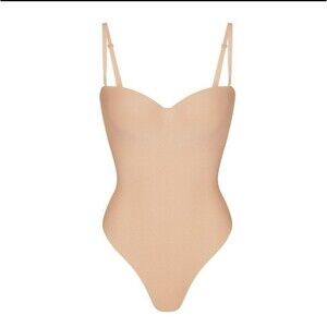 SKIMS Body Molded Underwire Thong Bodysuit | Sand NWT XXS